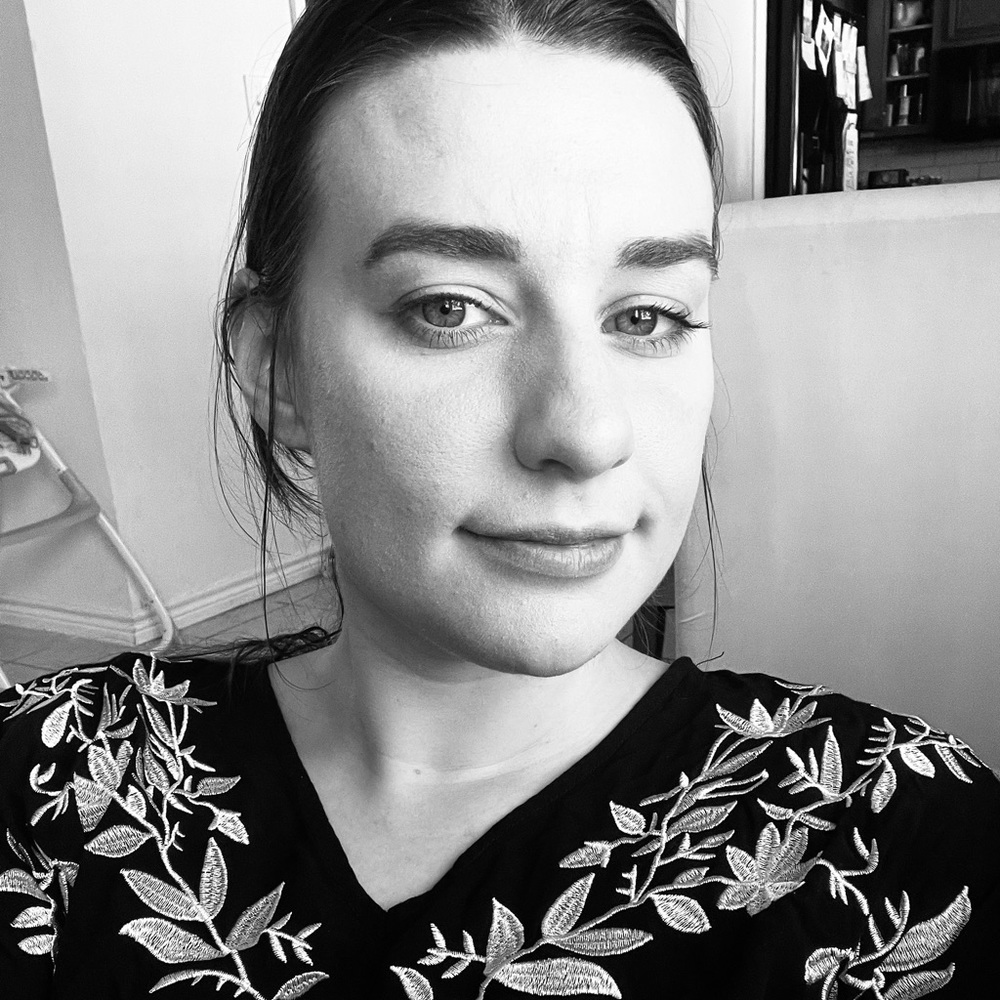 Meet your Posher, Gloria